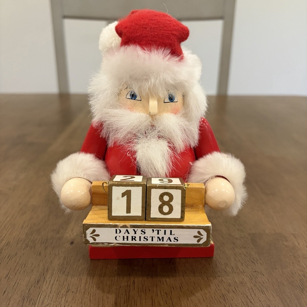 VTG Wood Nutcracker Christmas Countdown Advent Holiday Nostalgia Shelf Sitter